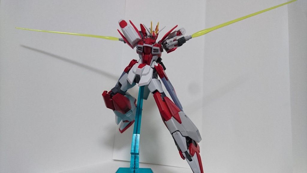 基本的武装はフリーダムと一緒です