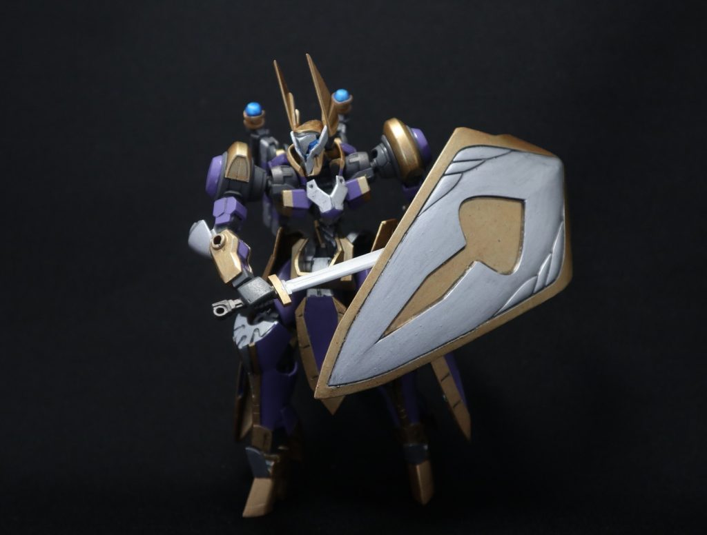 ポージング、ショートソード抜刀