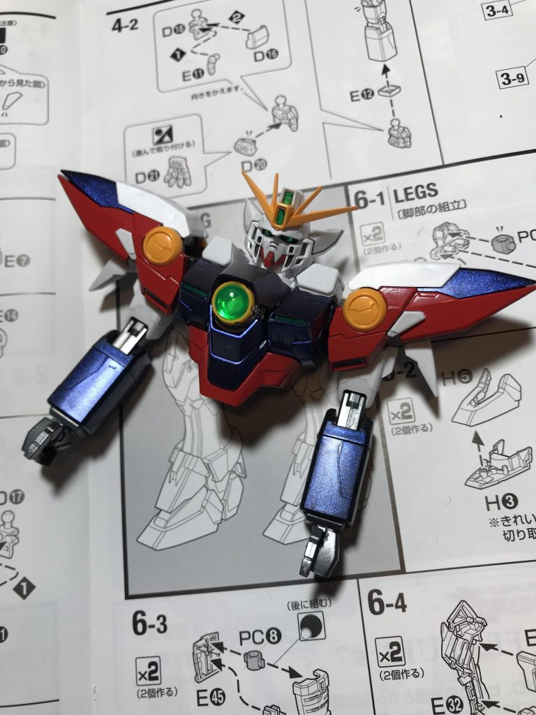 上半身の組立。