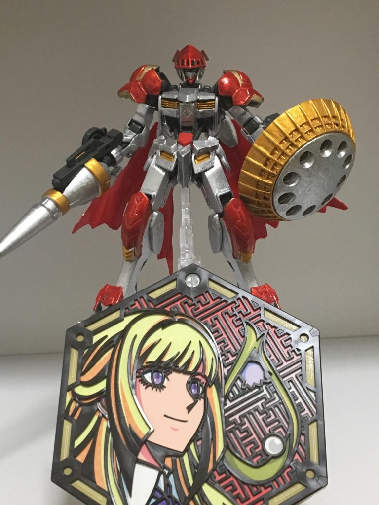 主君クーデリアを守護するロイヤルナイツのガンダムという設定w