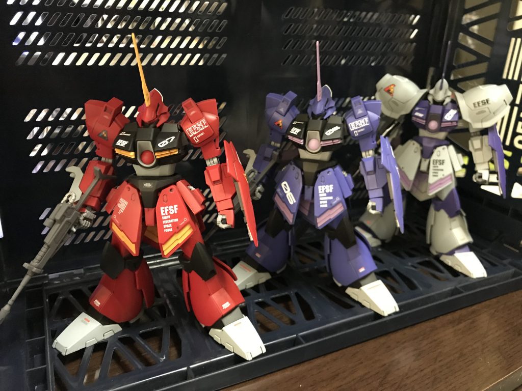 ガルバルディリベイクの亜種3機でありました。
現在4体目、クワトロ機作成中👍