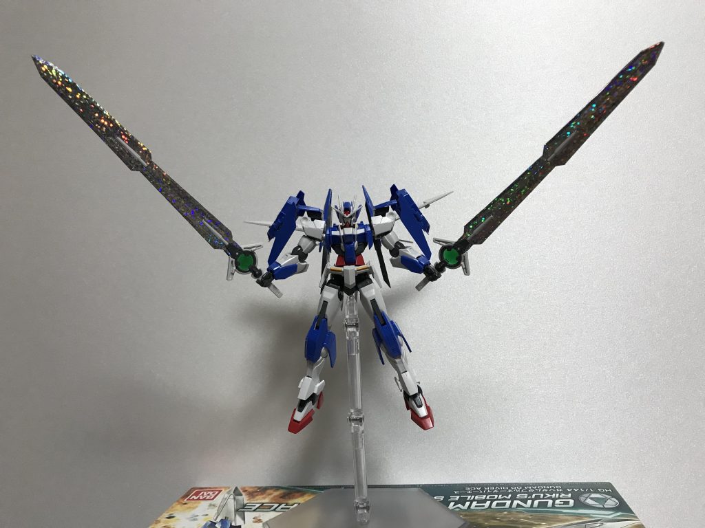 GNダイバーソード・ロング:
謎技術・ベリルコンデンサーを搭載した
必殺武器です