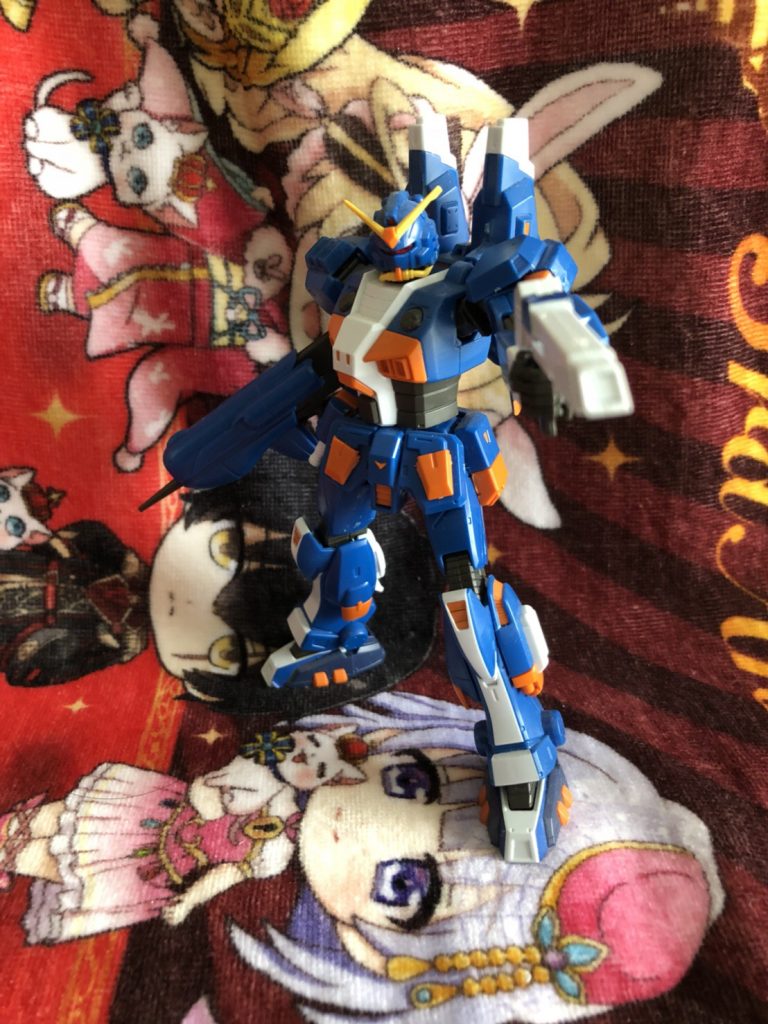 ちなみにこのハープンガンは手に持たせることもできます!