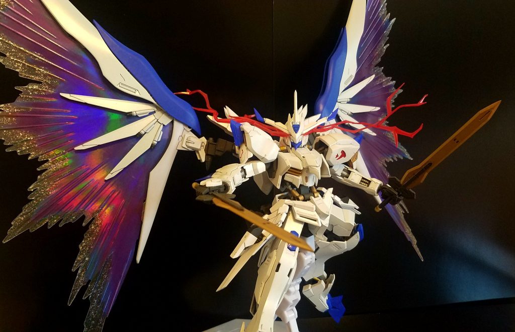 武装2
バエルソード
バエルソード・グラムと比べ破壊力では劣るものの、取り回しがよく扱いやすい。
より素早い攻撃をする必要に迫られた場合や、バエルソード・グラムが破損したとき等に使用するサブウェポン。