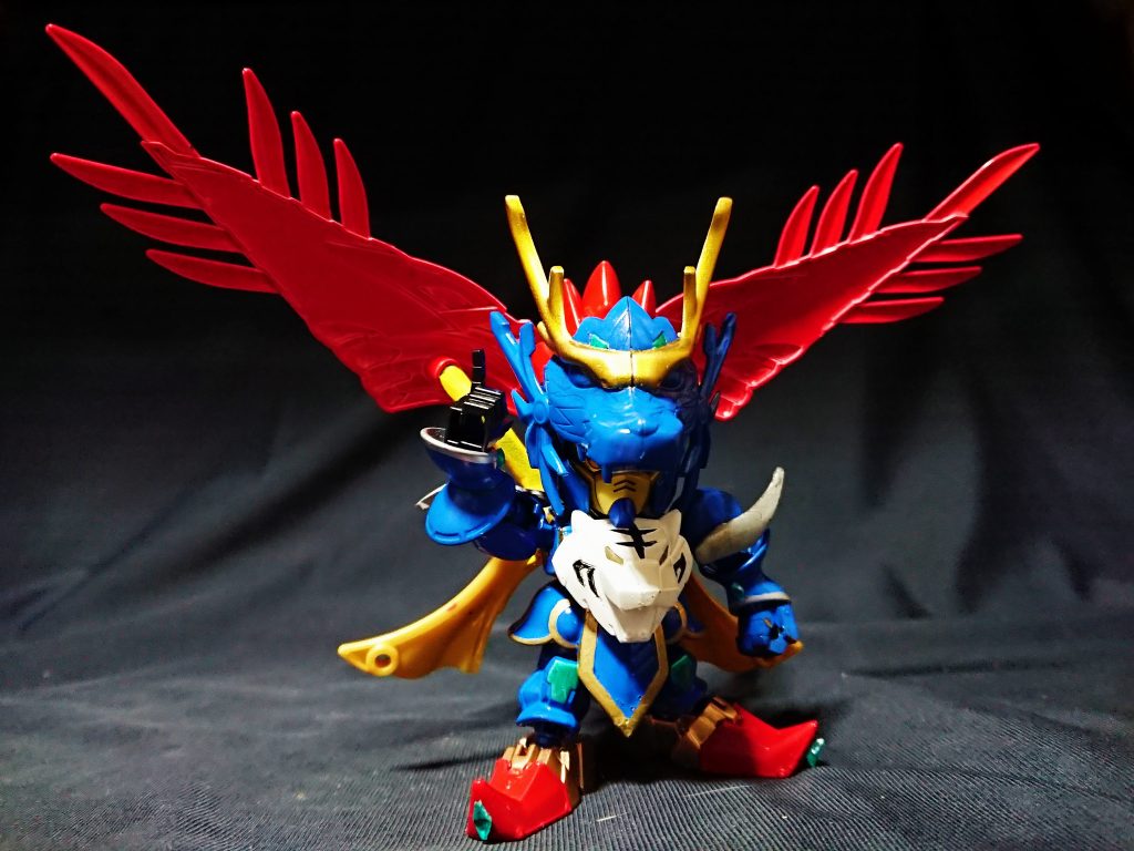 真・龍虎王をデザインにしていますが、三国伝のオリジナルストーリー 三璃紗神話記を舞台としているため、演者は不明としています。
スパロボだしね。ギリギリセウト。