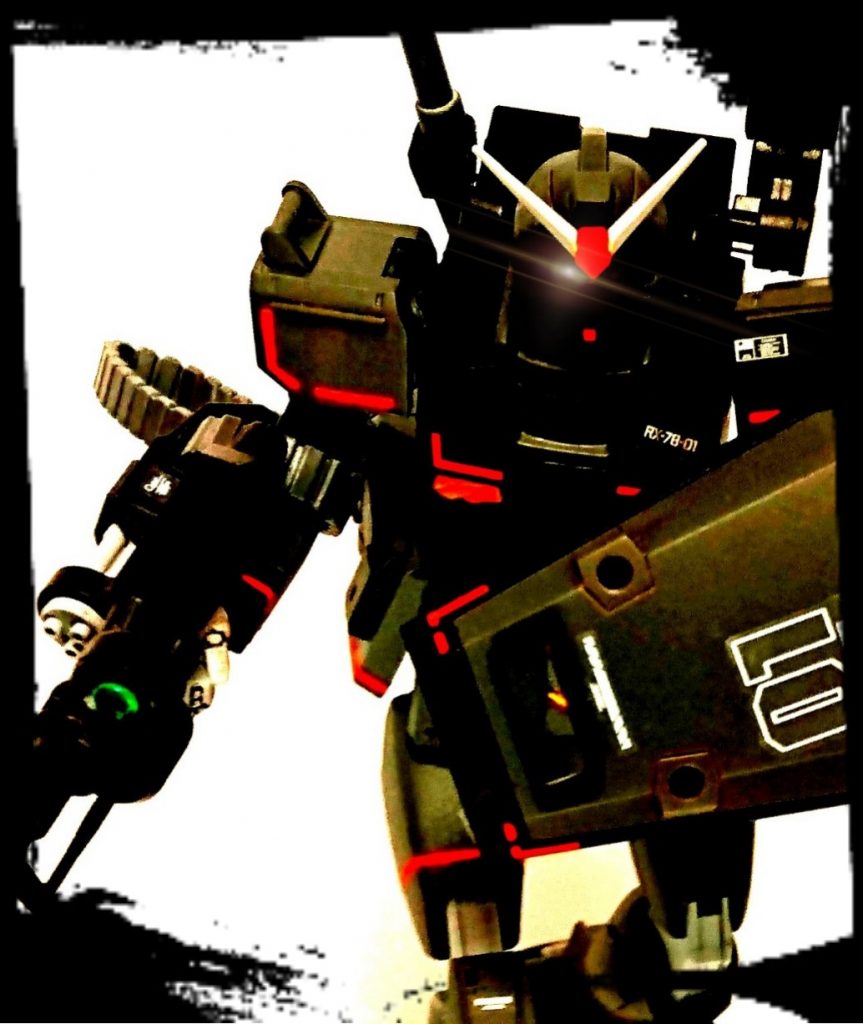 ここから下が、ロングレンジライフルを持たせた追加の写真となっております。