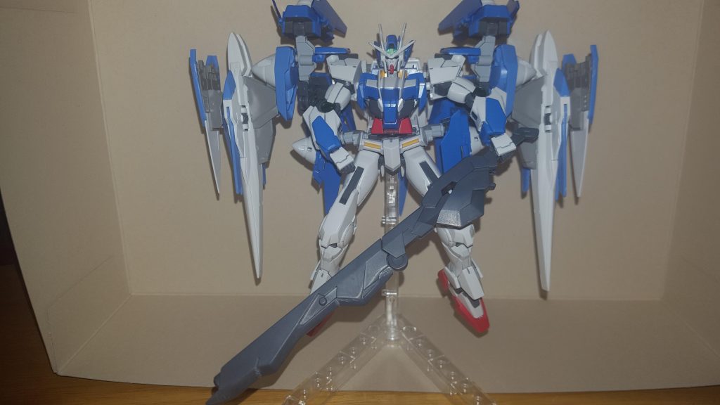 ベイオネットライフルをソードモードに。
こうすると改めて武器の大きさを実感します。