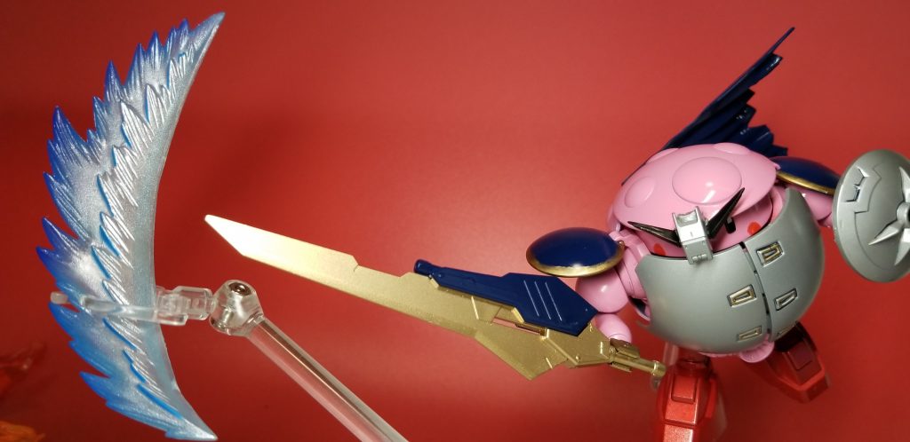 剣の達人メタナイトの力をコピーして完成したメタナイトカービィ!
剣技で敵を圧倒するぞ!!
