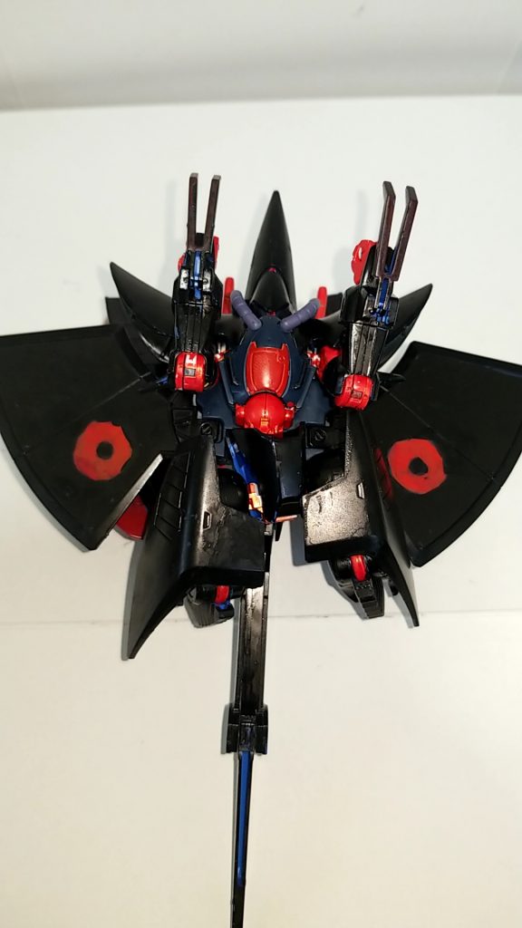 なんとなく蛾に似ていたのでジャノメチョウに（はたしてジャノメチョウは蛾なのか