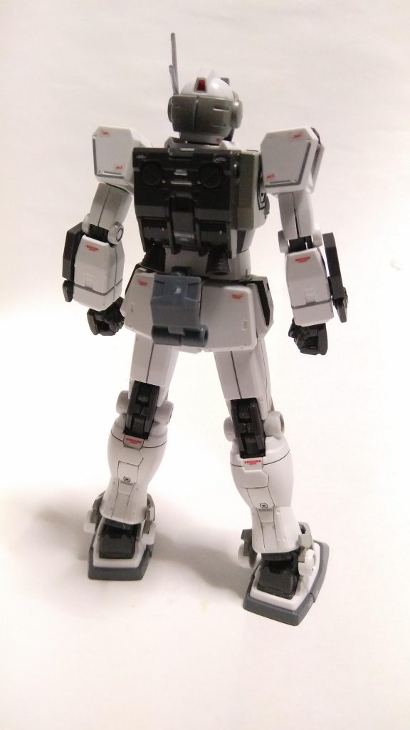 バックΣp[【◎】]ω・´)
腰にバズーカ用のラックがあります。