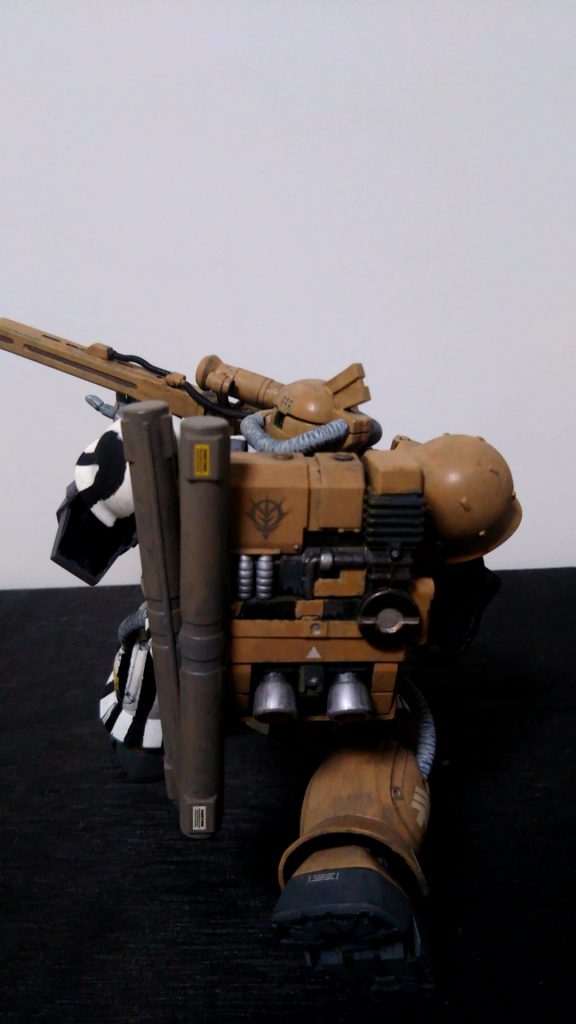 ランドセル。ちまちま塗り分けしてます。