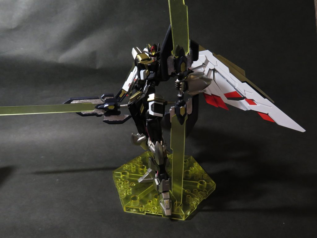 ちなみに,二機のブレティナスを使えば,フルセイバーになります.