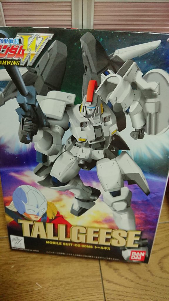 こちらの1/144を組みます!