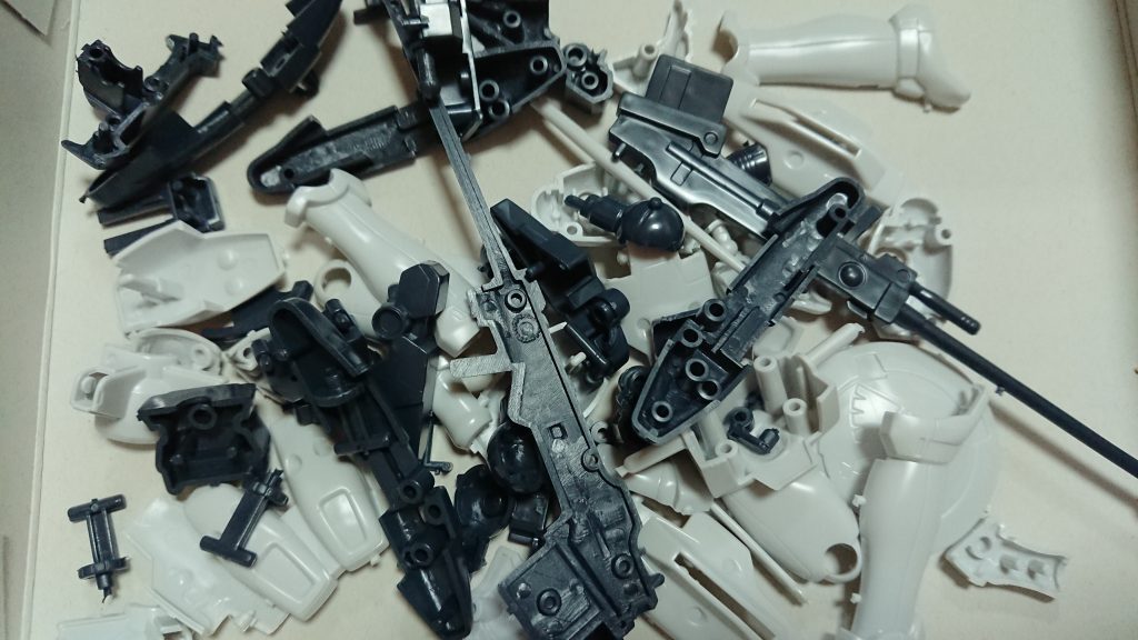 いつもの通り全部ランナーから切り離しバラバラです笑