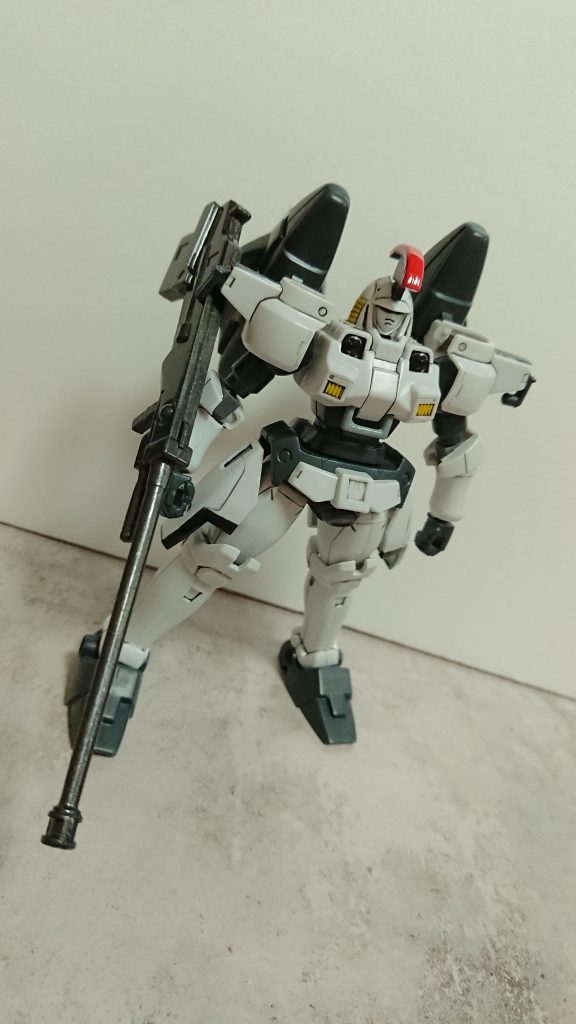 塗り替えたものを組み立てるとこんな感じになりました。
その後使用感があるようにウェザリングをしています。