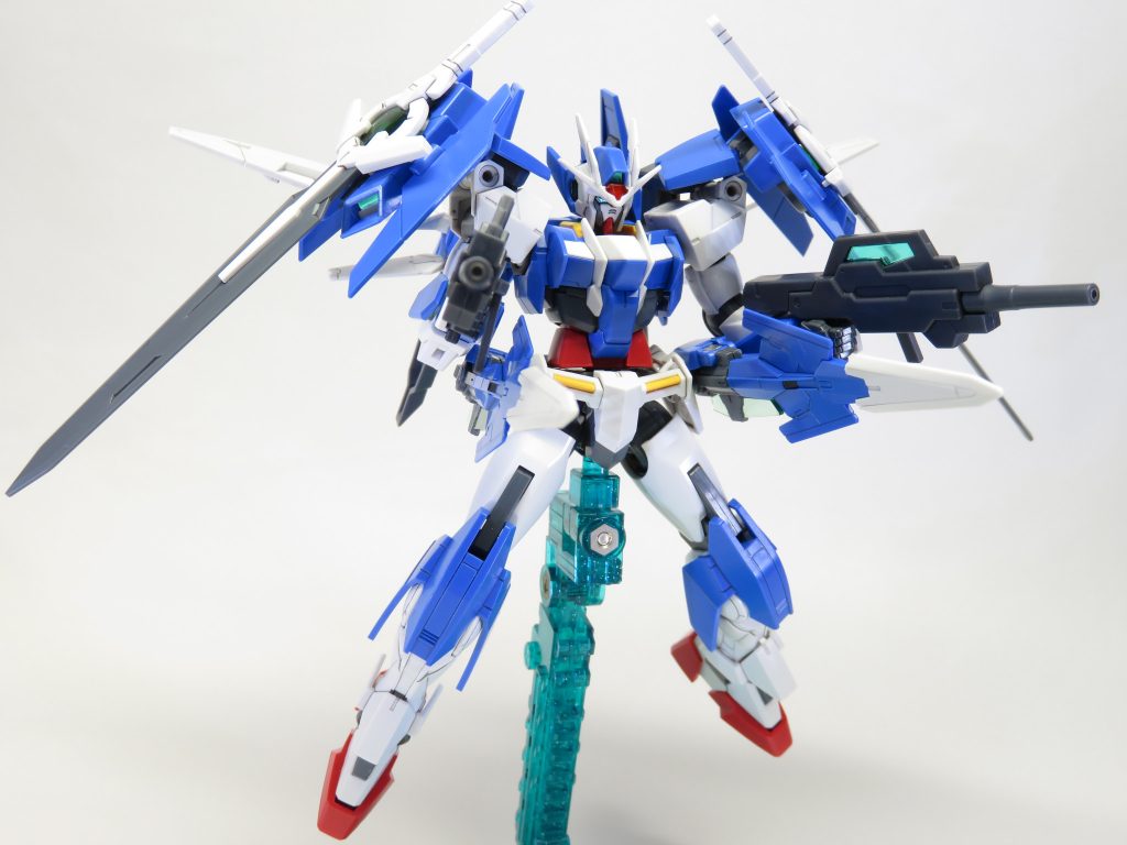 フル装備的なもの
機動、格闘力高めの汎用機って感じで好きです