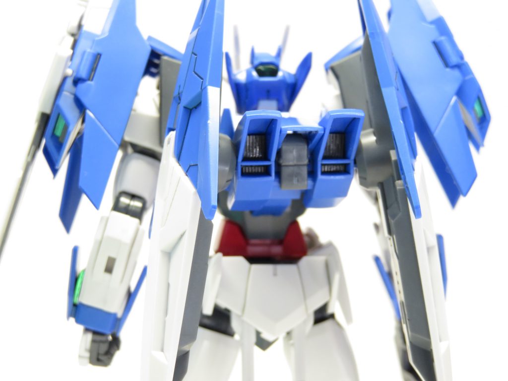 ダイバーエースユニットのスラスター部分を市販パーツでディテールアップしています。