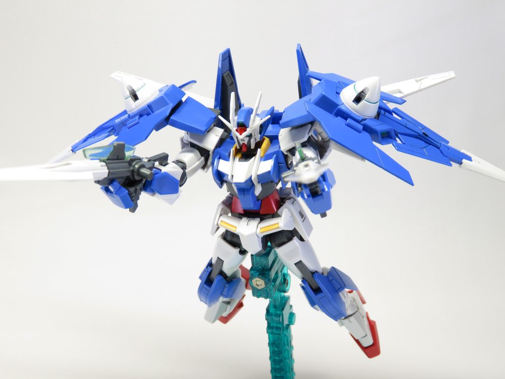 ダブルオーライザーっぽい写真も撮れるかな?と思ってやったポーズ