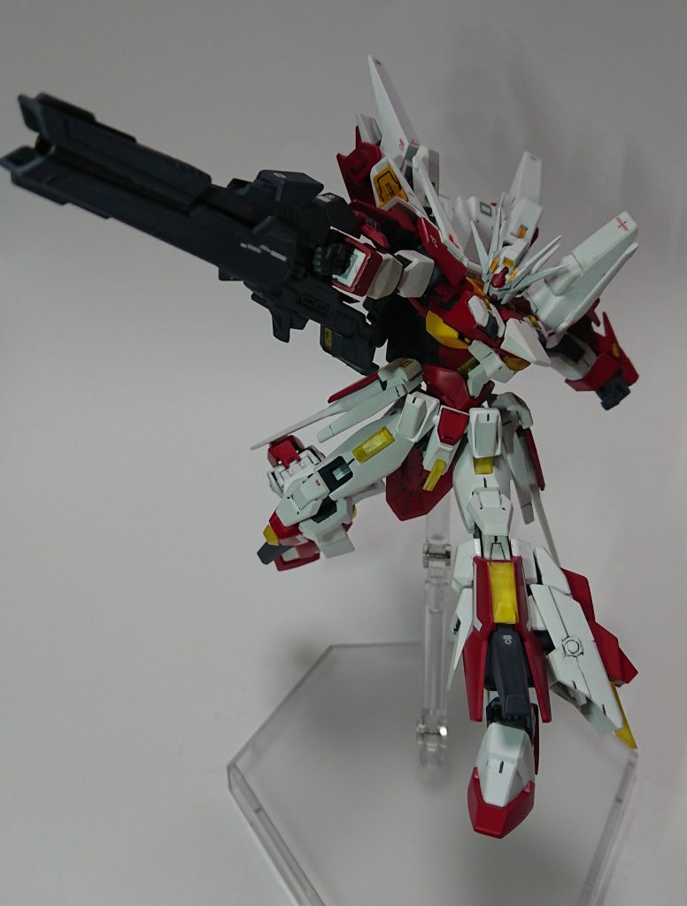 *ビームストロングライフル*
エグゼストガンダムの追加武装。
ゼノンクロスからエネルギーを供給することで高威力なビームを放つ