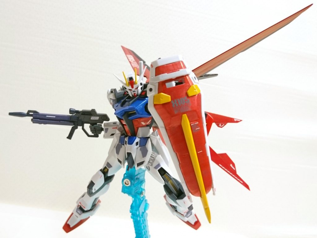 シールド構え
シールド先端をプラ板で延長。