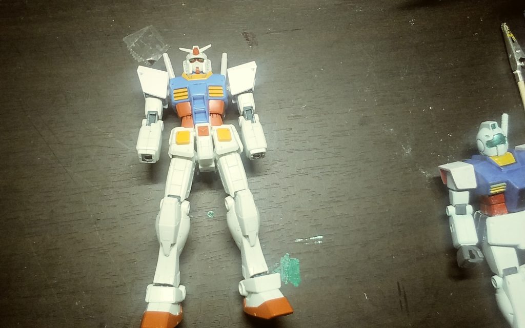 肩パーツをジム２と交換。