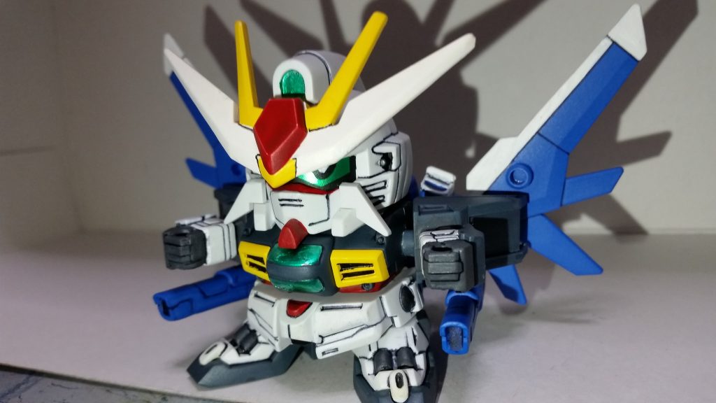 ビームキャノンは前方に展開可能。