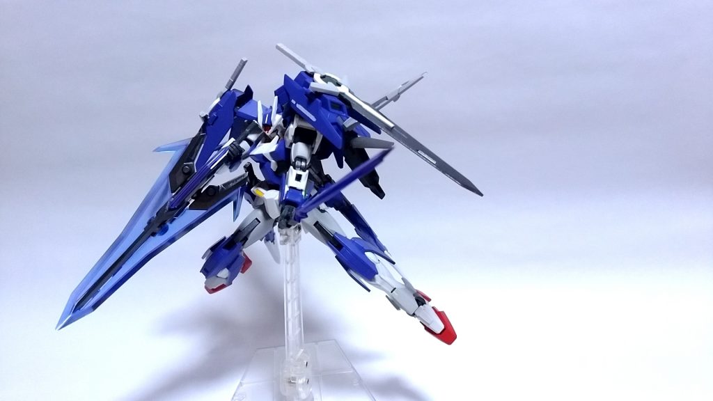 ブレードメイスはGNソードⅡと同じく初心者のリクくんがなるべく近遠距離にどちらにも対応できるようにというコンセプトで追加したという設定にしてます!