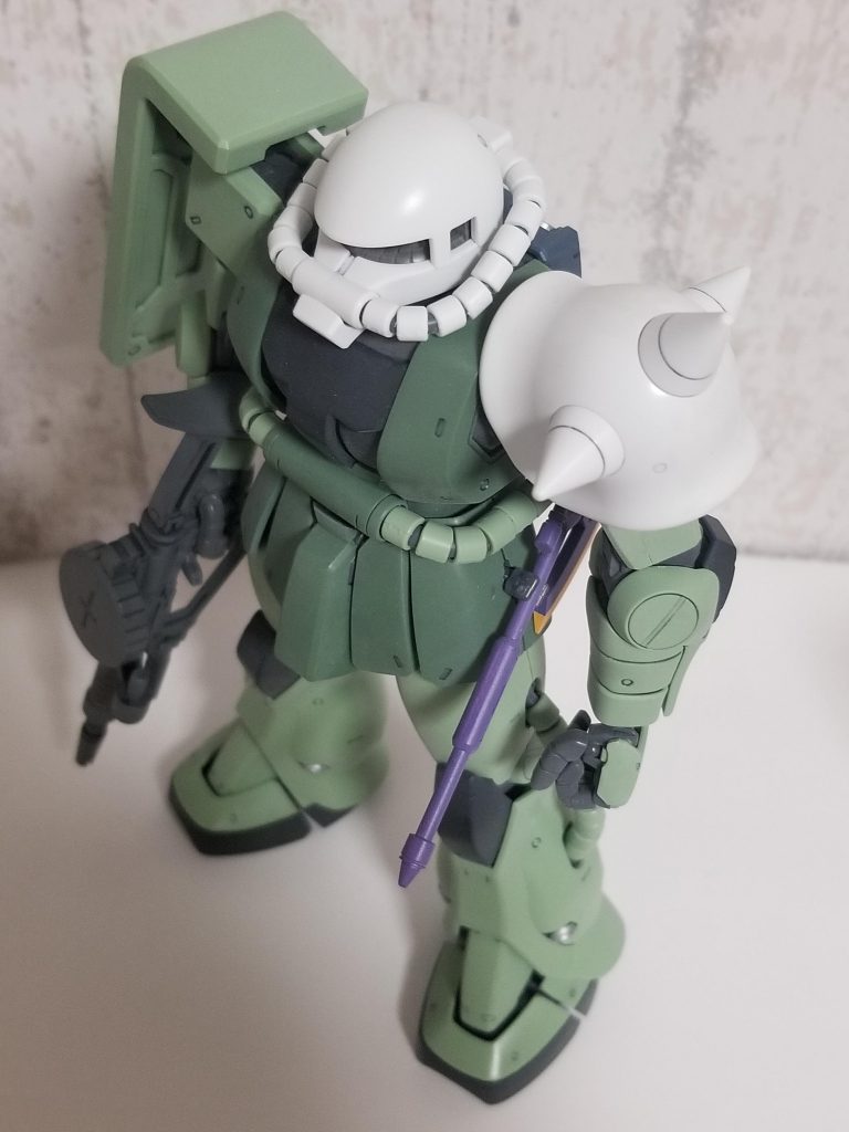 頭部とスパイクアーマーをホワイトオーガから。本体はMS-06Fを使用しました。
あちこち部分塗装してますが、基本的には成形色で充分に再現できます。