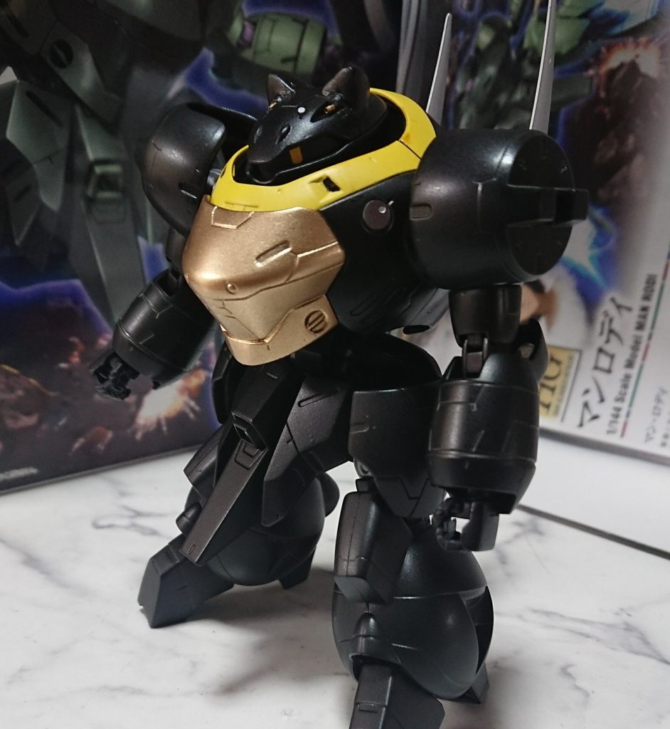 要所要所に金属シールを貼ってみました。
ちょっとわかりづらいですが、良い感じです。