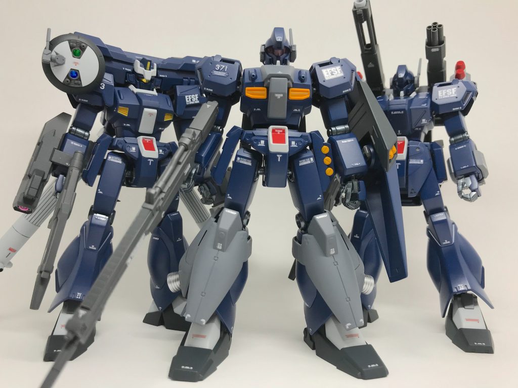 最後に小隊写真です。
ド○グナーをリスペクトした作品に
仕上げましたが如何でしたでしょいか?
ジェガンの連投にお付き合い頂き、
ありがとうございました。
次の新作まで、以前に投稿した作品や
未投稿過去作で繋いでいきたいと
思ってます。宜しければ、見てやって
下さい。