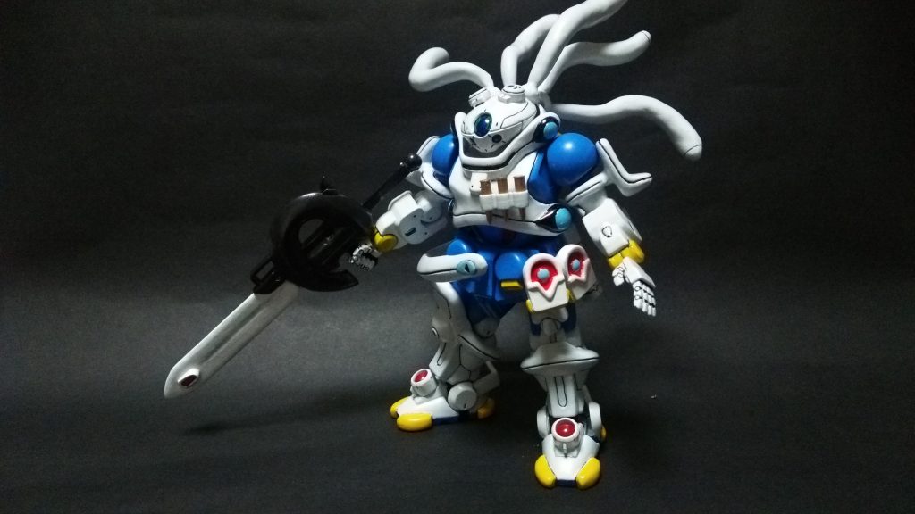 基本パテで改造。ずんぐりしてますがなかなかのボディバランスかな？