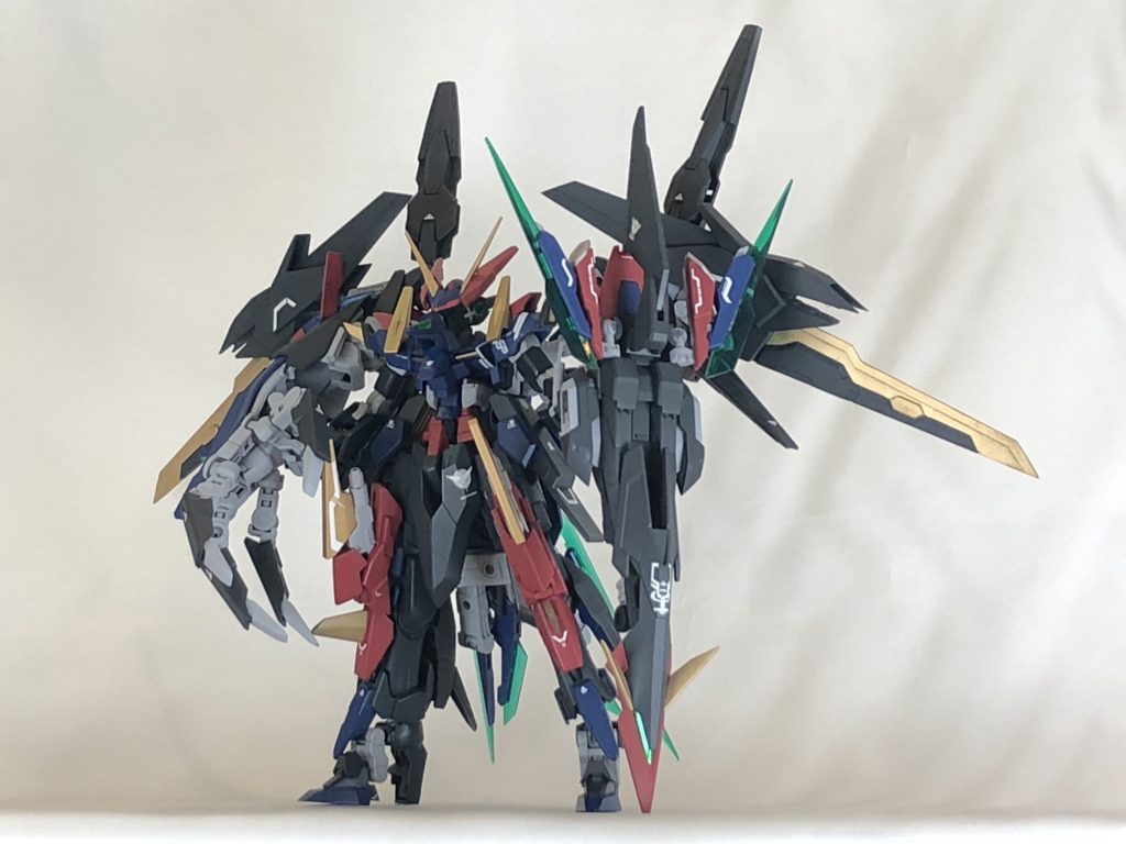 『クローモード』
砲身を外せば武器が４本指の大型クローとなる。これで相手を木っ端微塵にするぞ！