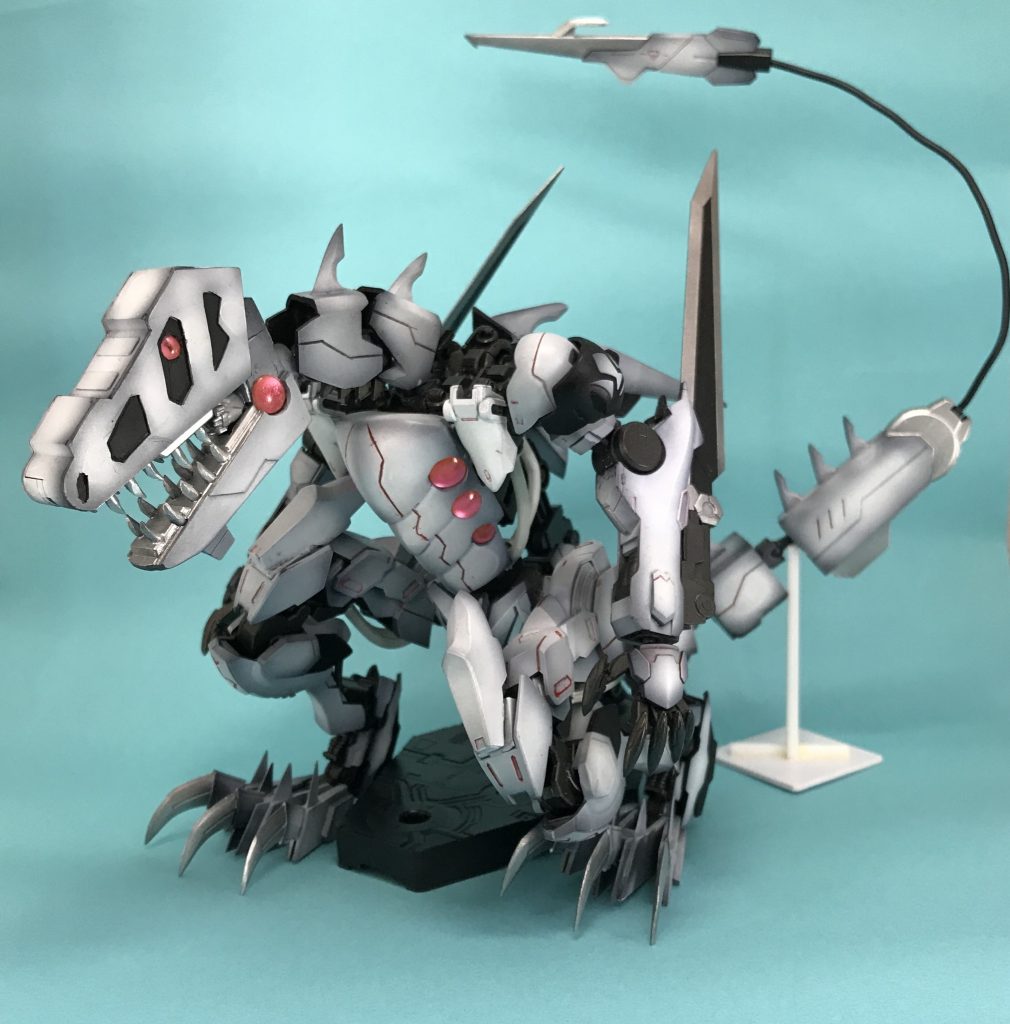 基本構成はバルバトス第6形態、バルバトスルプス、ルプスレクス、それに加えてビルダーズパーツやプラ板やパテを用いたスクラッチパーツから出来ています