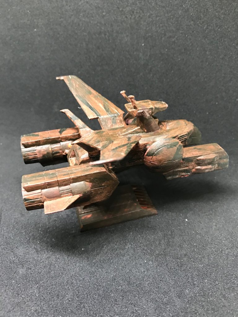 旧キット 木目調木馬–4枚目/制作者：@gyuuuutora