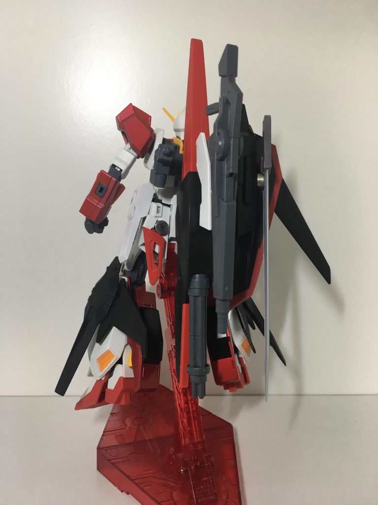 背面です。前回からの改造箇所はリアアーマーとふくらはぎです。