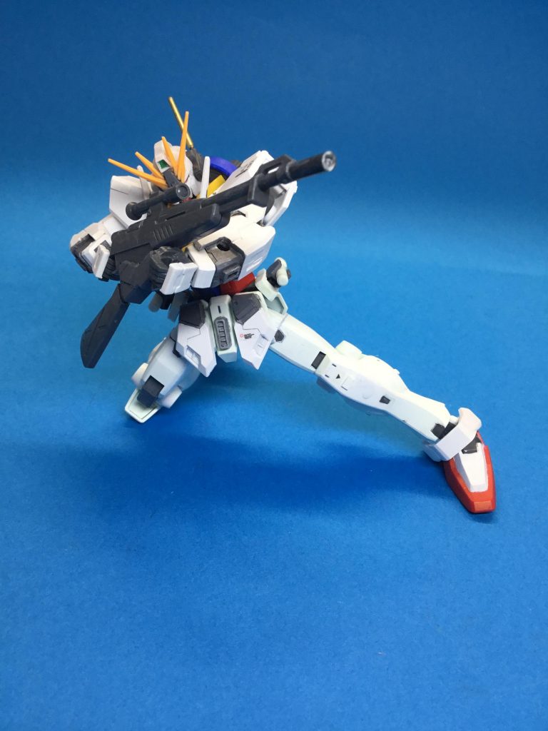 *スナイパーライフル*射程距離に優れ、後方からの支援を必要とする戦場で大活躍。
