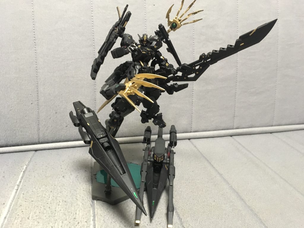 真・阿頼耶識によりサブアーム、サブユニットの操作も容易