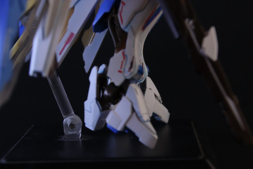 すねを5ミリ程度延長

足首から下は再構成
ほぼバエルの部品から構成してます