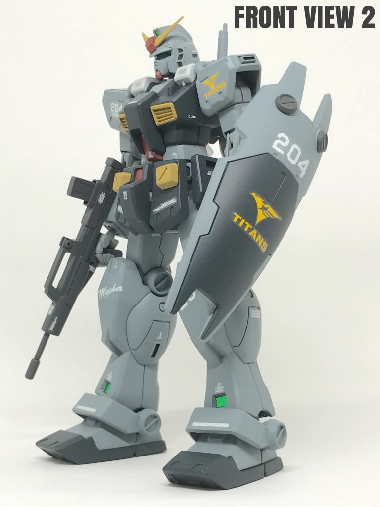 脳内設定(その2)
ガンダム タイプのヘッドパーツを使用
している為、センサー系は強化されて
ますが、それ以外の性能はクゥエルと
変わりません。
『狼の皮を被った羊』で、ハッタリ君
的な機体です。(^_^;)