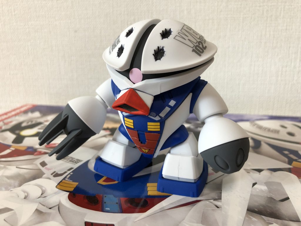 アッガイのガンダムモノマネ。
口をガンダムマーカーでペイントしたら、唇みたいになって、クッキーの柴○モノマネみたいにww