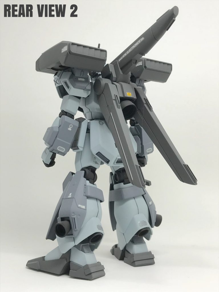 ジェガンは量産機シリーズの中では五本
の指に入る好きな機体ですね〜
作り易いし、色々と自分設定のバリエー
ションを楽しむ事が出来る拡張性が高い
キットだと思います。