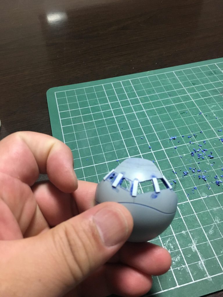 開口するラインが難しかった。
適当やると強度が無くなるので...