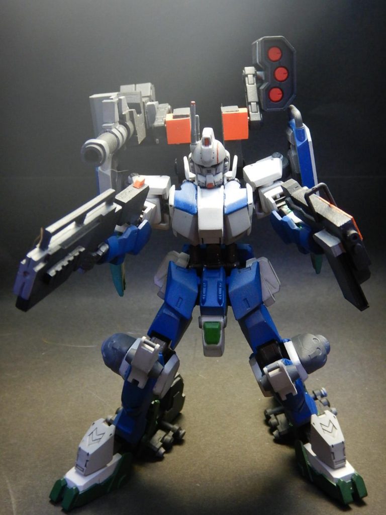 フルバーストモード。分かり辛いですが踵部分のアンカーで機体と地面を固定します