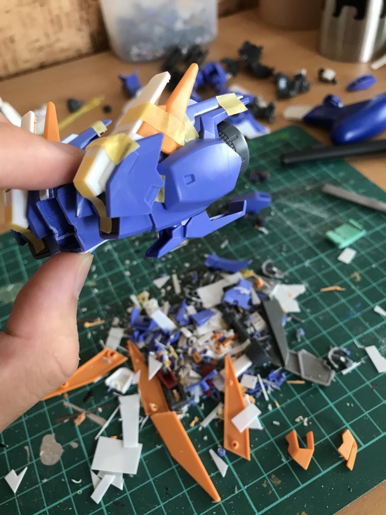 形を優先させるためバックパック作成に入りました