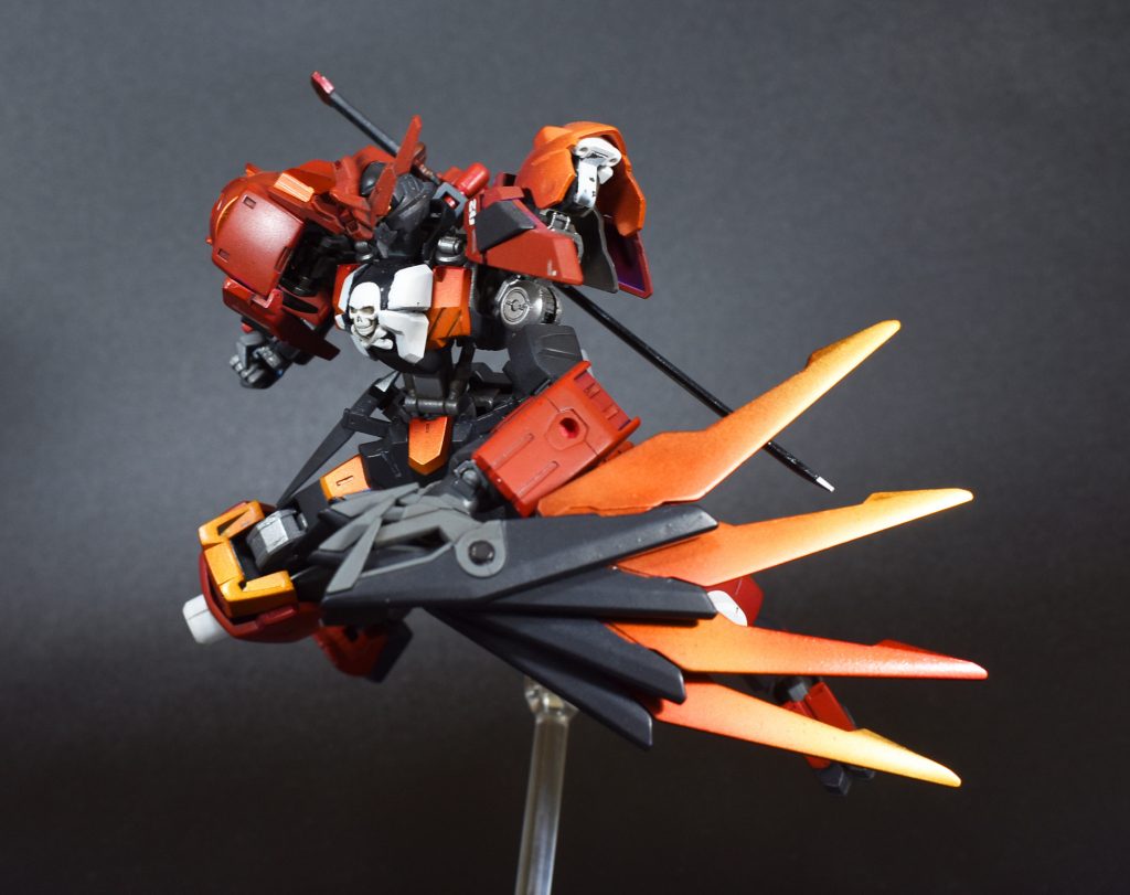 あと手持ちの際は多刃のダガーっぽく出来ます。