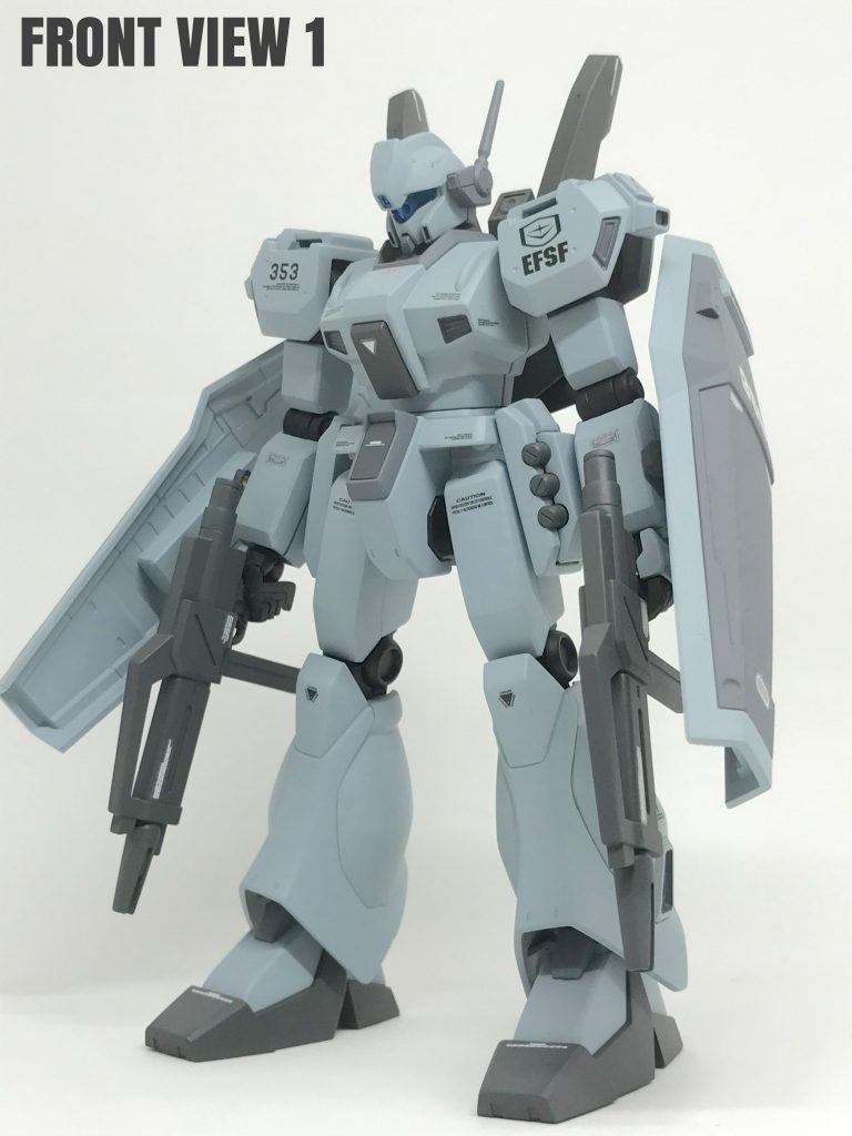 アサルトタイプの機体設定です。
2丁のビームライフルで敵陣に乗り込み
血路を開くイメージで作成しました。