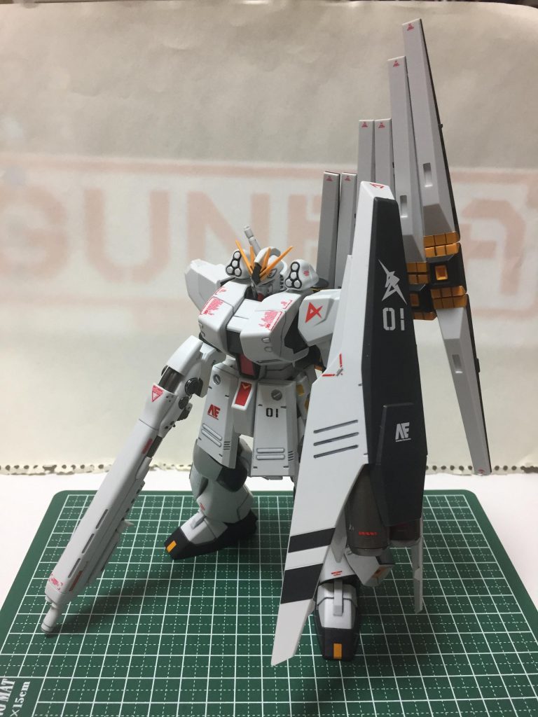 νガンダムHWS–2枚目/制作者：指切り抜刀斎(デザインナイフ)