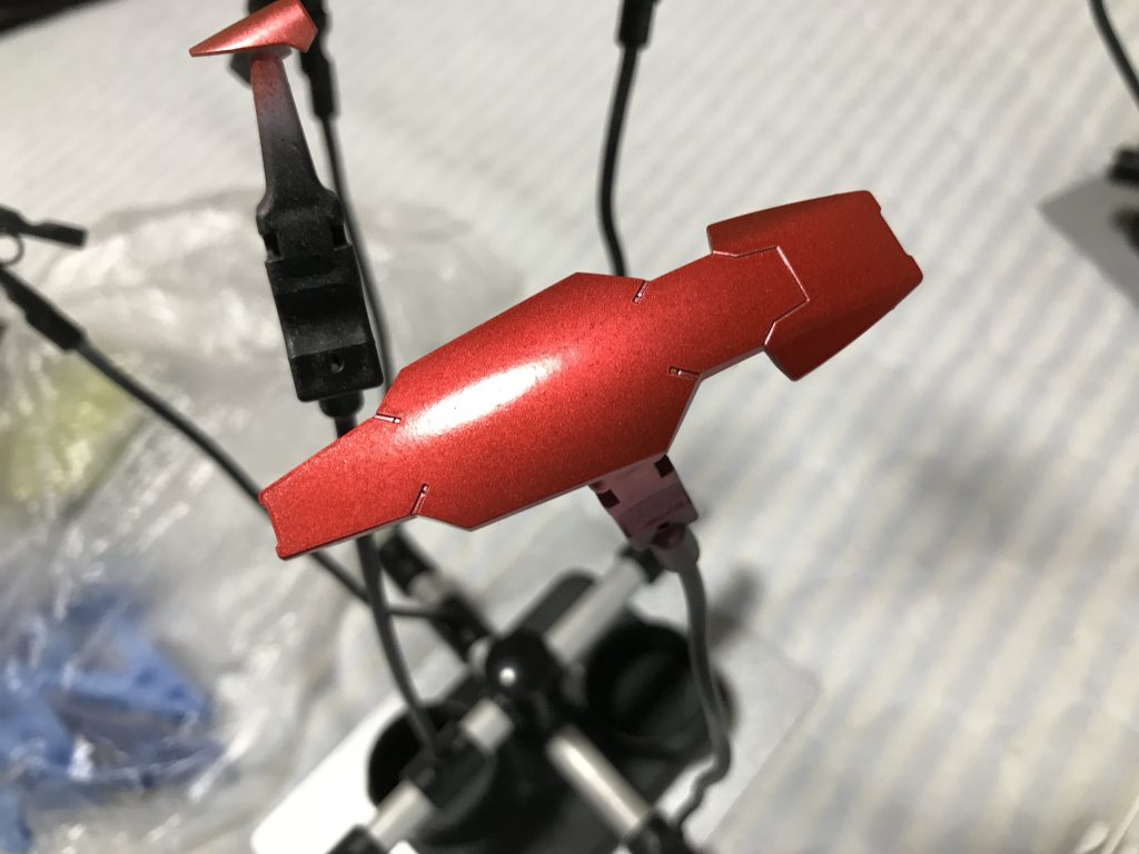 上からクリアレッドを吹いて好みの色に仕上げました