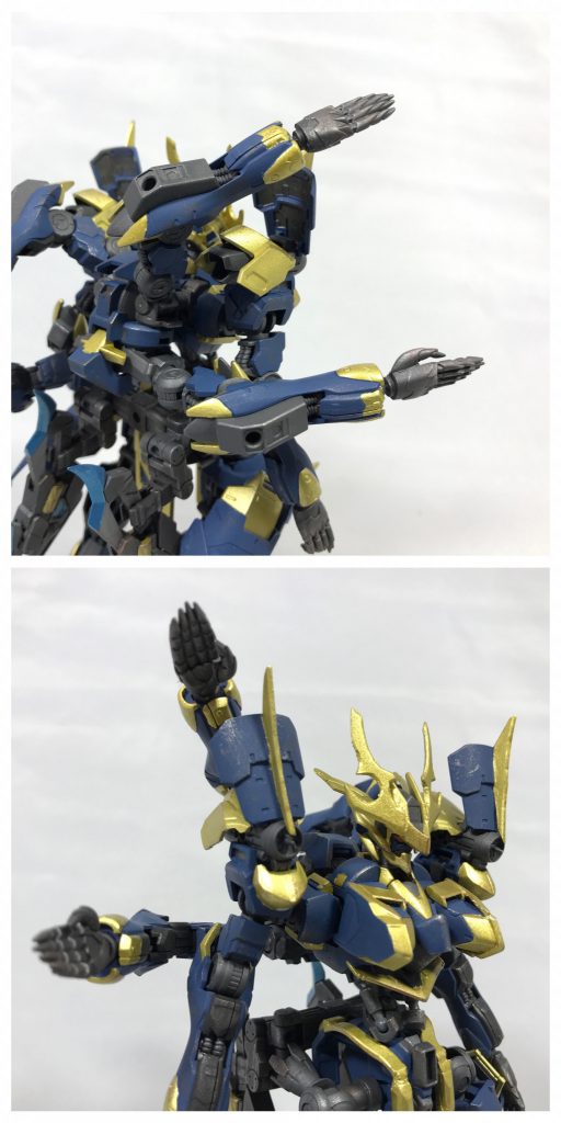 ## [サブアーム]
斑鳩の背部には4本のサブアームが装備されている。
サブアームとは呼ばれているものの、本体の腕部と同等の性能を持ったアームであり、武装の保持や後述のラーフフィストなどの機能も搭載されている。