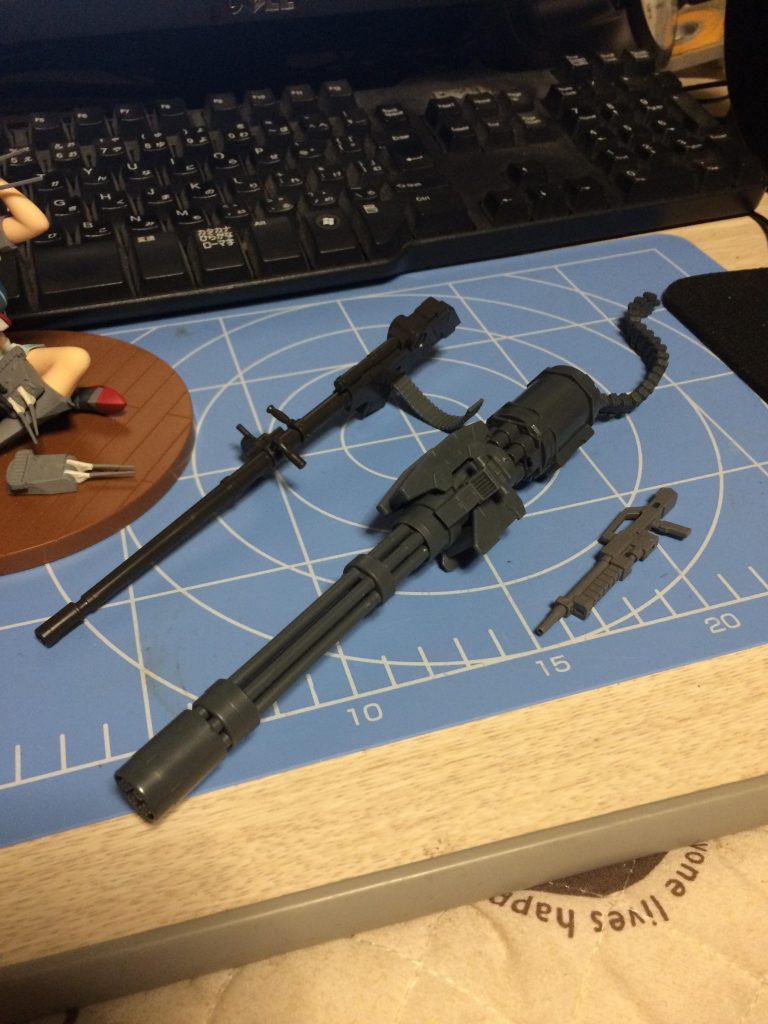ガトリングガンはジャイアントガトリングとコトブキヤのパーツをくっつけて作りました